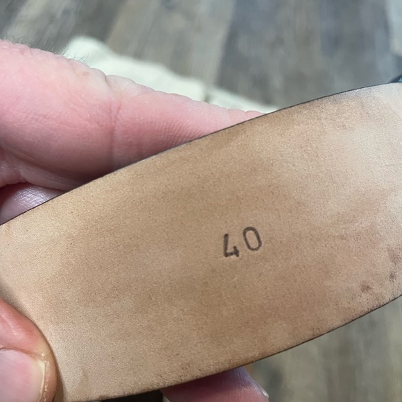 Salvatore Ferragamo brown suede belt - Picture 3 of 7